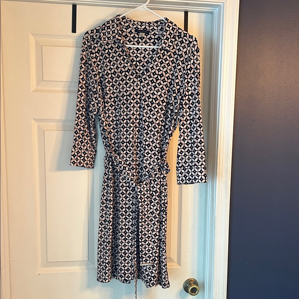 Tommy Hilfiger Black and Tan Patterned Dress - Like New